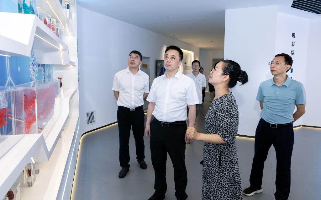展开了一场高水平的教学技艺角逐